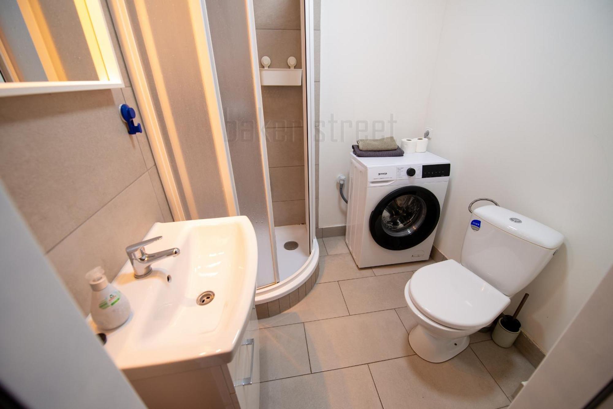 2 Rooms Apartment Close To Palmovka プラハ エクステリア 写真